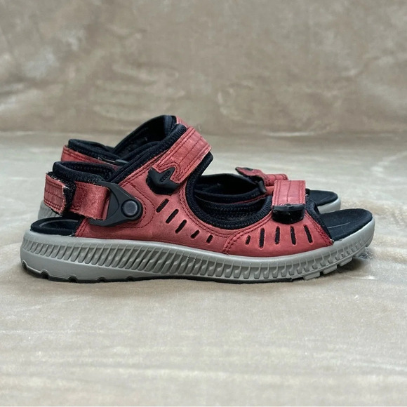 Ecco Sport Terra 2S Leather Sandal - Size 5 - Picture 1 of 12